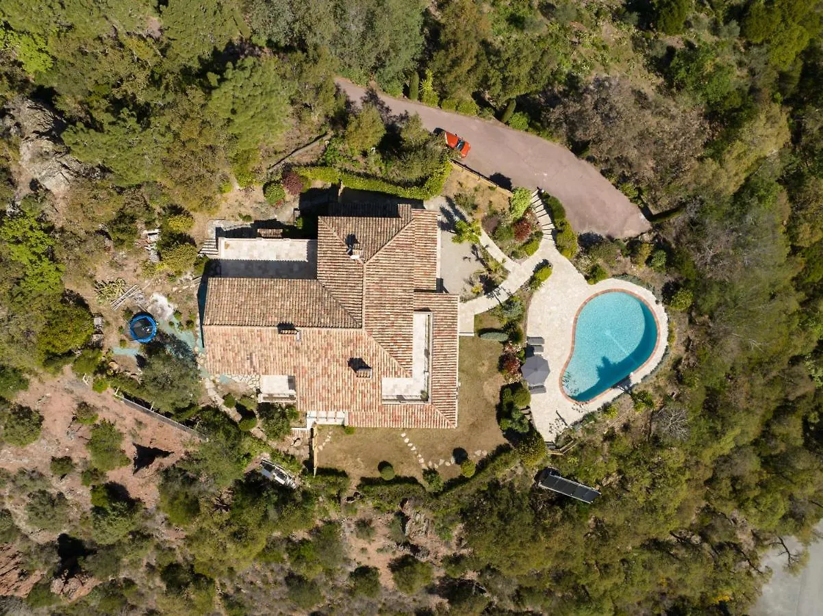 Villa L'Esterel Avec Piscine Vue Mer 6 Pers Frejus